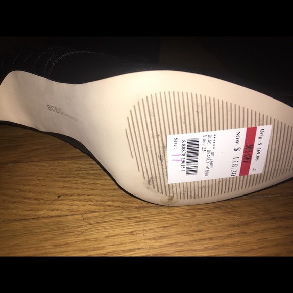 Boots - Picture 3 of 3